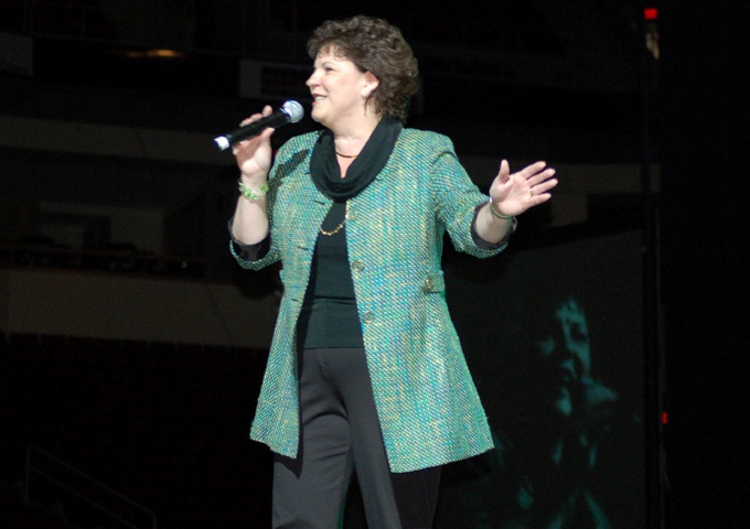 Brenda, wearing a lovely shade of green in Fresno in 2007<br />in spite of California's long-term drought.
